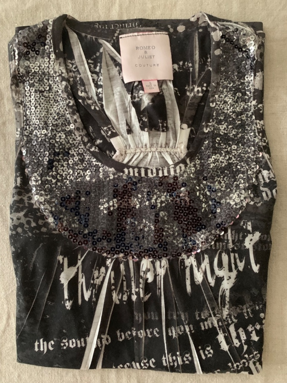 Romeo & Juliet Couture Silver Sequin Graphic Racerback Tank Top Small Made USA